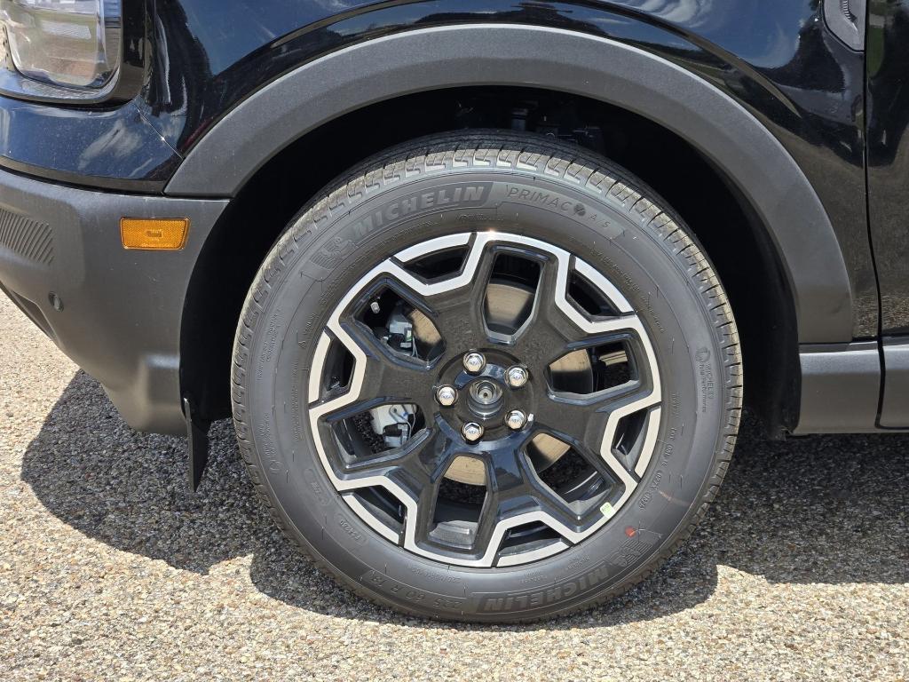 new 2025 Ford Bronco Sport car, priced at $34,880