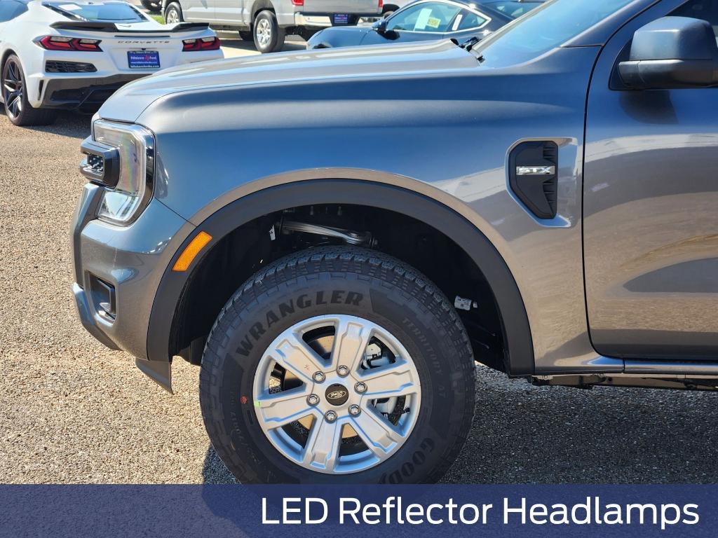new 2025 Ford Ranger car, priced at $33,247