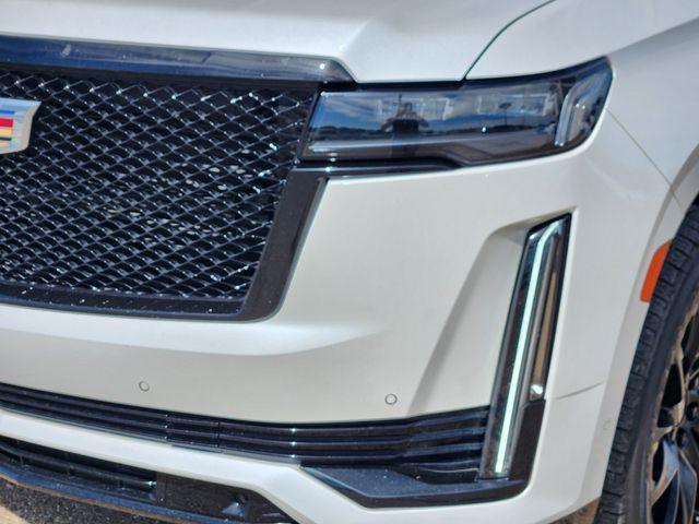 used 2023 Cadillac Escalade ESV car, priced at $71,240