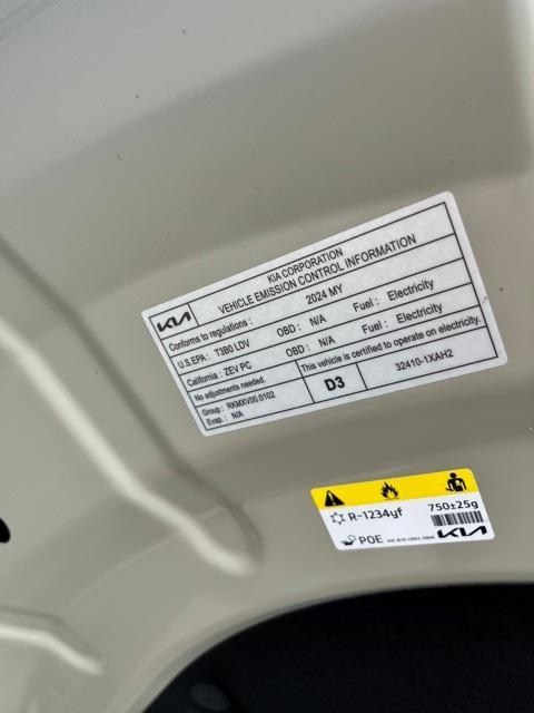 used 2024 Kia EV6 car, priced at $33,551