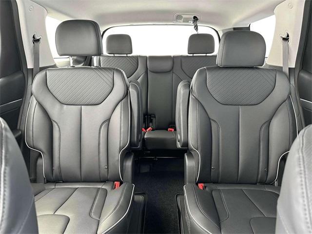 new 2025 Hyundai Palisade car, priced at $43,885