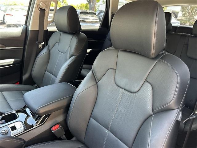 used 2023 Kia Telluride car, priced at $35,700