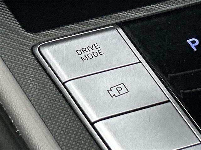 used 2022 Hyundai Elantra car, priced at $17,882