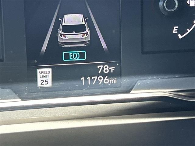 used 2024 Hyundai TUCSON Hybrid car, priced at $29,881