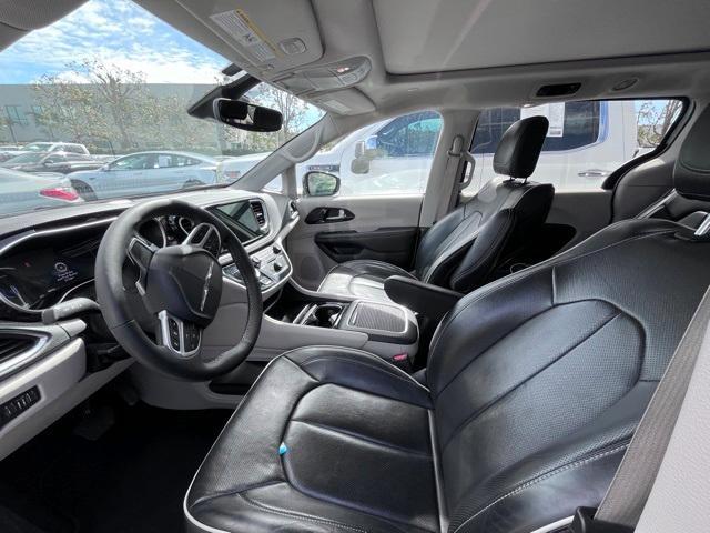 used 2023 Chrysler Pacifica Hybrid car, priced at $28,933