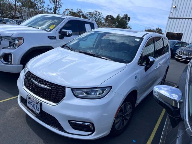 used 2023 Chrysler Pacifica Hybrid car, priced at $28,933