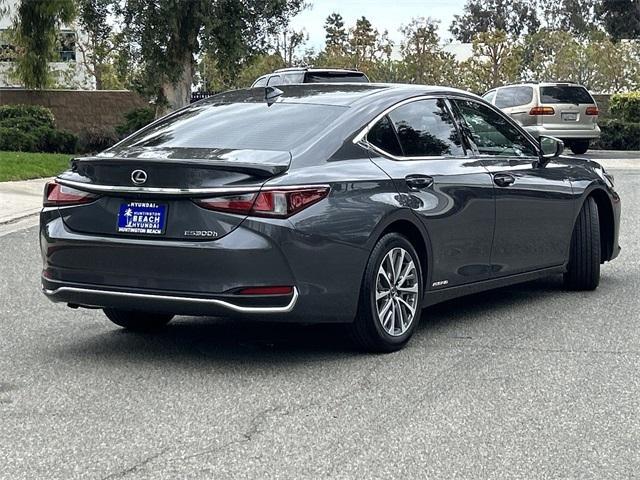 used 2022 Lexus ES 300h car, priced at $33,500