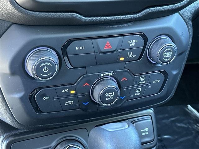 used 2022 Jeep Renegade car, priced at $15,888