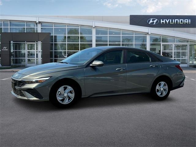 new 2025 Hyundai Elantra car