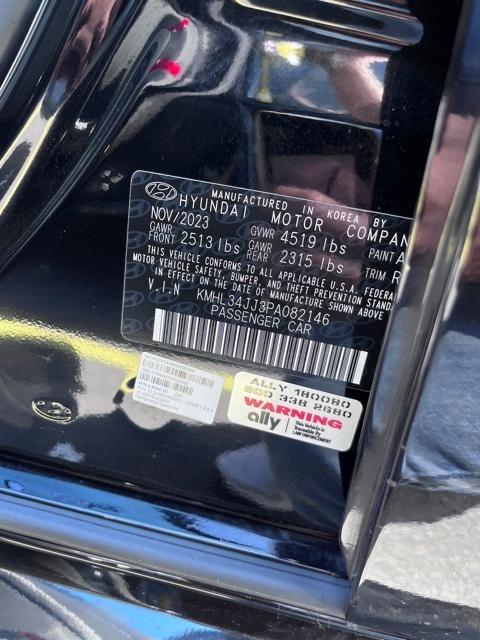 used 2023 Hyundai Sonata Hybrid car, priced at $27,949