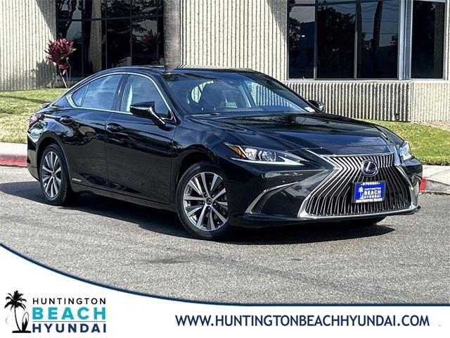 used 2021 Lexus ES 300h car, priced at $32,500