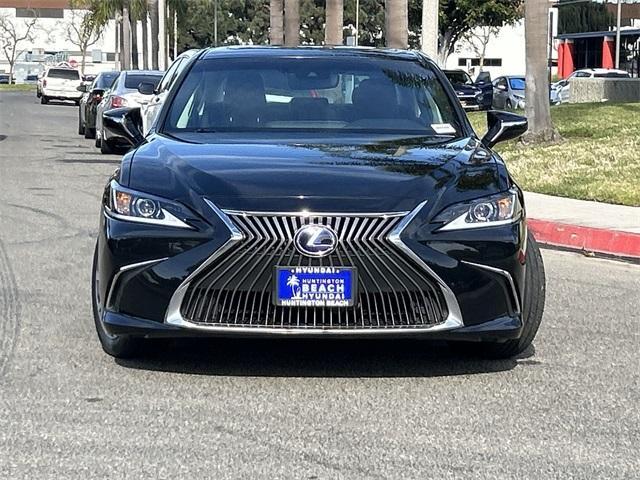 used 2021 Lexus ES 300h car, priced at $32,500