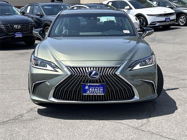 used 2020 Lexus ES 300h car, priced at $35,500