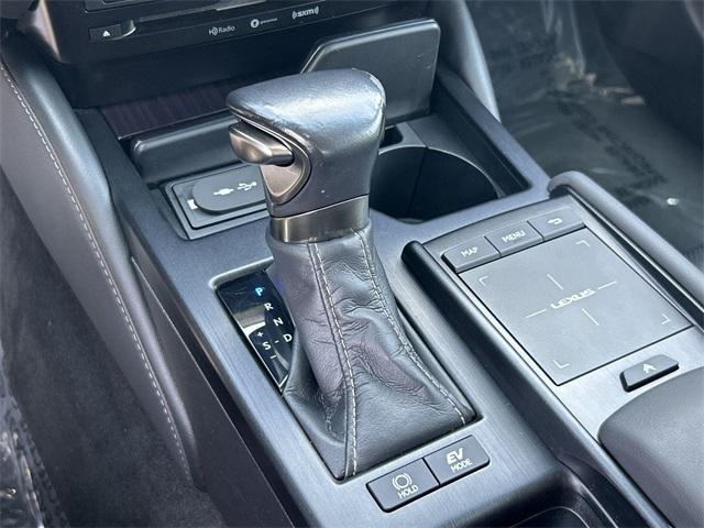 used 2020 Lexus ES 300h car, priced at $35,500