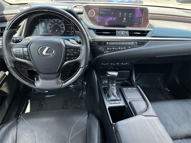 used 2020 Lexus ES 300h car, priced at $35,500