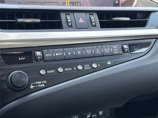 used 2020 Lexus ES 300h car, priced at $35,500