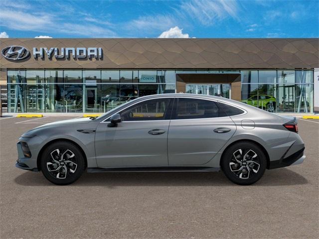new 2025 Hyundai Sonata car, priced at $28,778