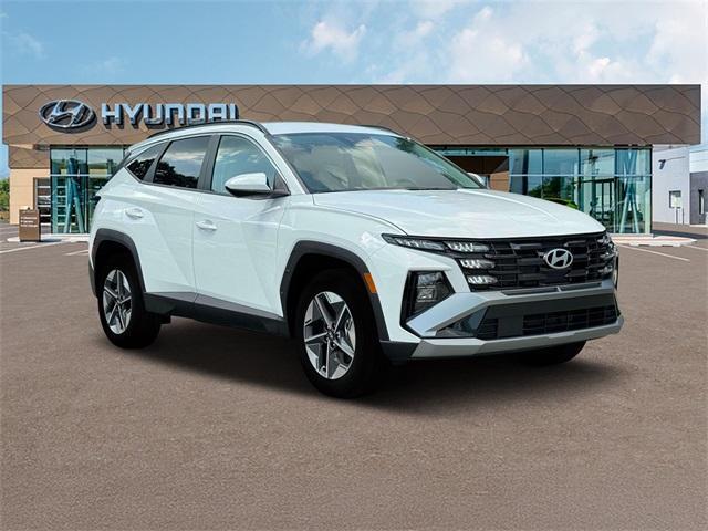 new 2025 Hyundai Tucson car, priced at $32,100