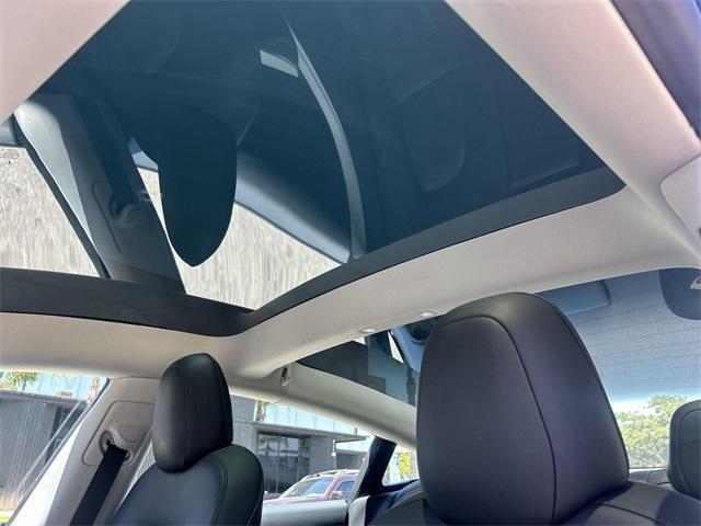 used 2022 Tesla Model 3 car, priced at $25,500