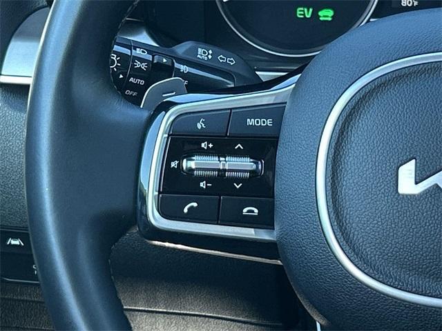 used 2022 Kia Sorento Hybrid car, priced at $25,558
