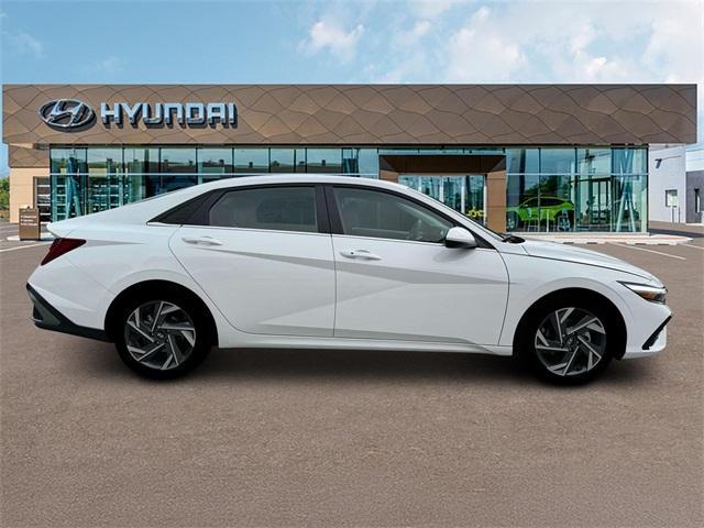 new 2025 Hyundai Elantra car, priced at $26,915