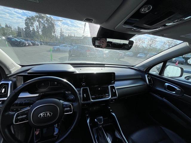 used 2021 Kia Sorento car, priced at $26,900