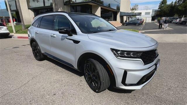 used 2021 Kia Sorento car, priced at $28,250