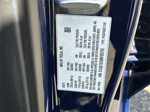 used 2021 Tesla Model 3 car, priced at $27,000