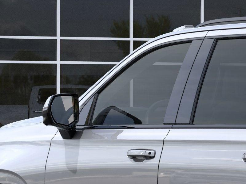new 2025 Chevrolet Suburban car, priced at $79,325