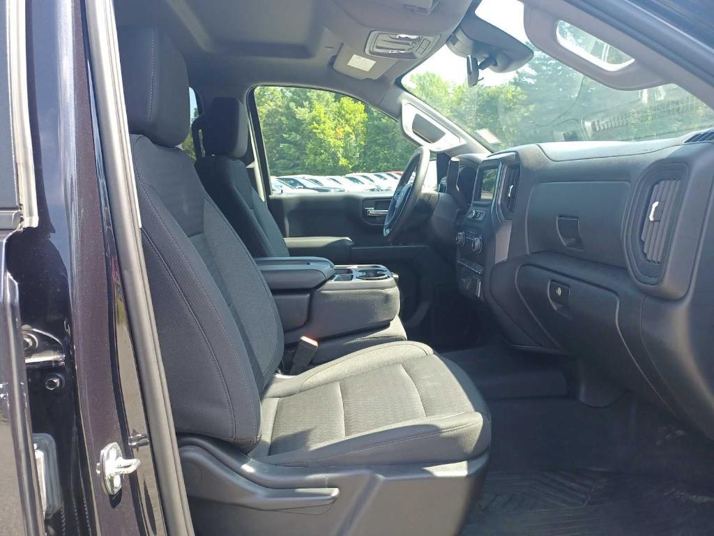 used 2022 Chevrolet Silverado 1500 car, priced at $32,999