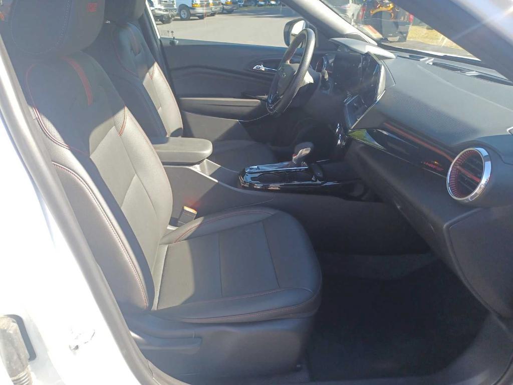 used 2025 Chevrolet Trax car, priced at $24,899