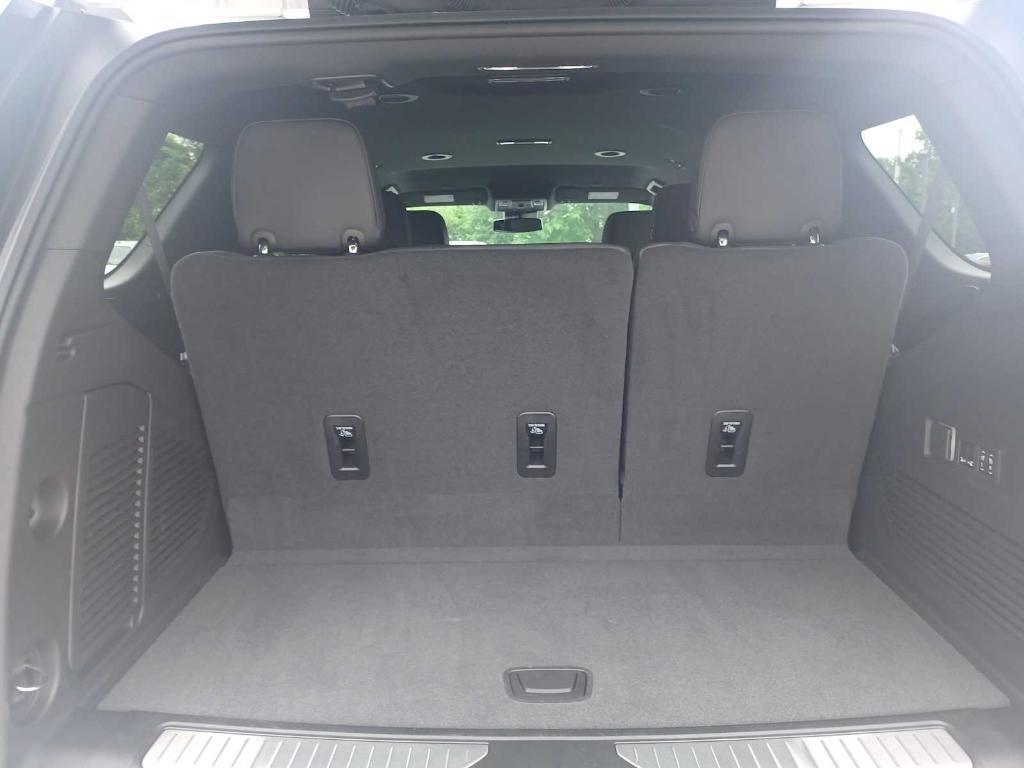 used 2024 Chevrolet Tahoe car, priced at $72,999