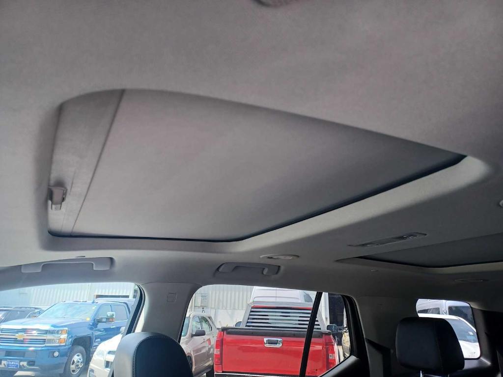 used 2020 Chevrolet Traverse car, priced at $31,995