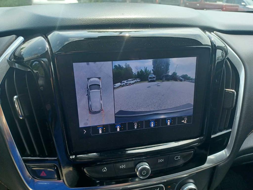 used 2020 Chevrolet Traverse car, priced at $29,999