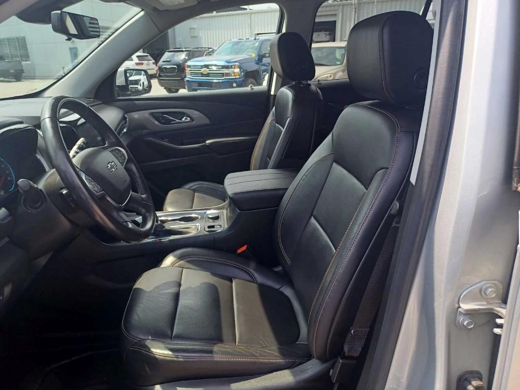 used 2020 Chevrolet Traverse car, priced at $29,999