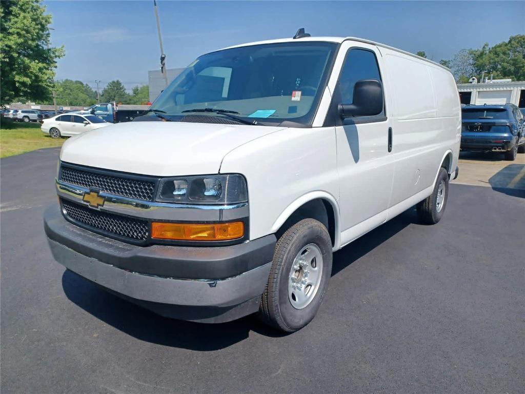 new 2025 Chevrolet Express 2500 car, priced at $54,314