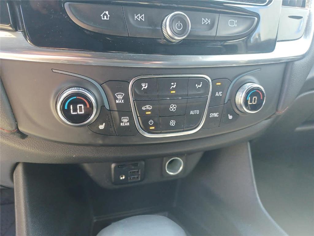 used 2023 Chevrolet Traverse car, priced at $35,299