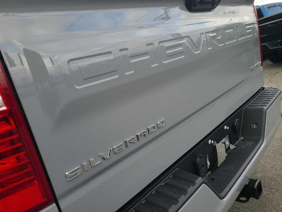 new 2024 Chevrolet Silverado 1500 car, priced at $45,964