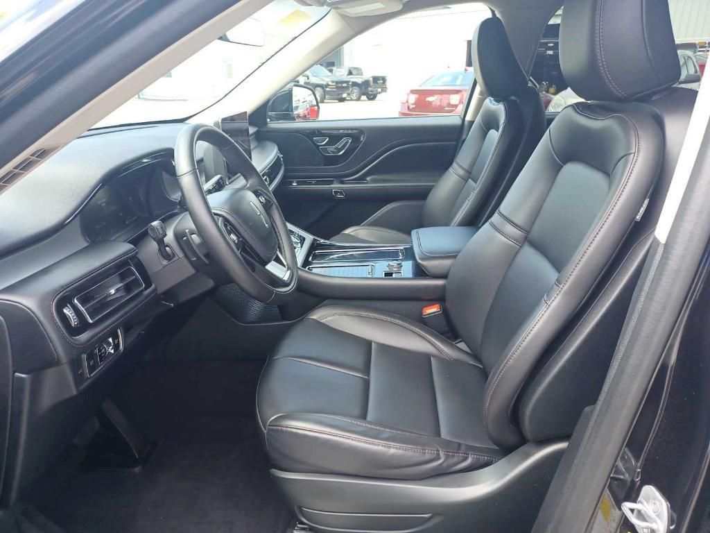 used 2023 Lincoln Aviator car, priced at $38,995