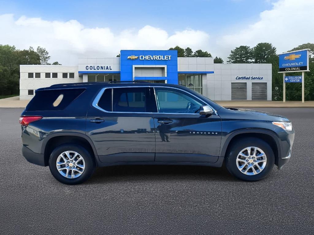 used 2020 Chevrolet Traverse car, priced at $22,988