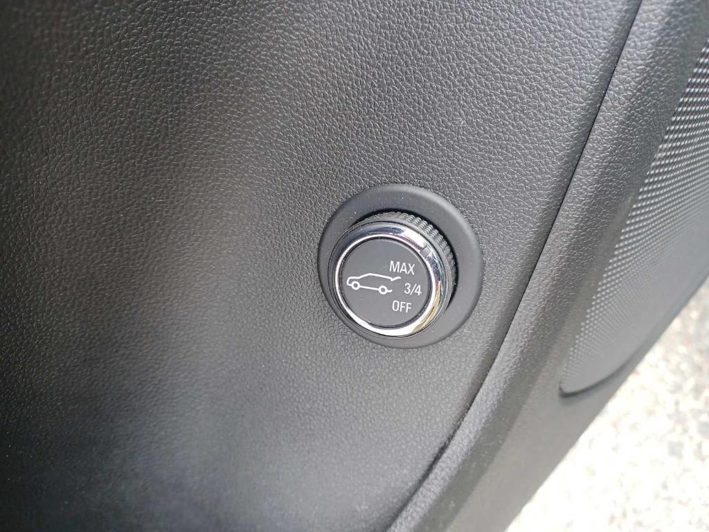 used 2023 Chevrolet Blazer car, priced at $32,999