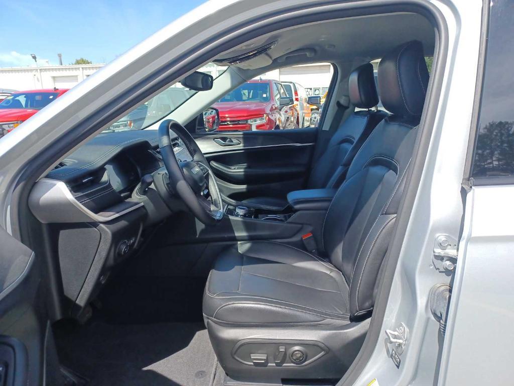 used 2022 Jeep Grand Cherokee L car, priced at $34,750