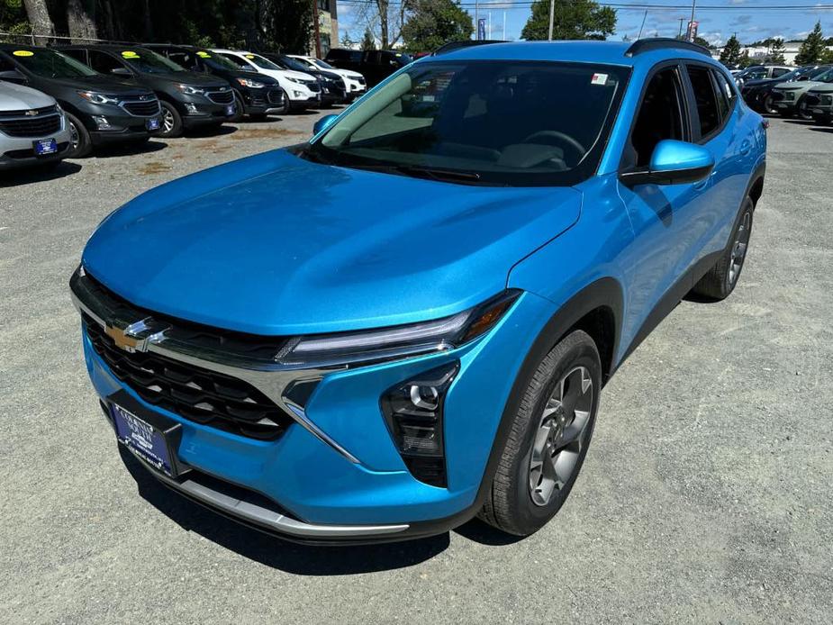 new 2025 Chevrolet Trax car, priced at $24,185