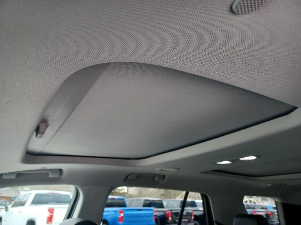 used 2020 Chevrolet Traverse car, priced at $23,450