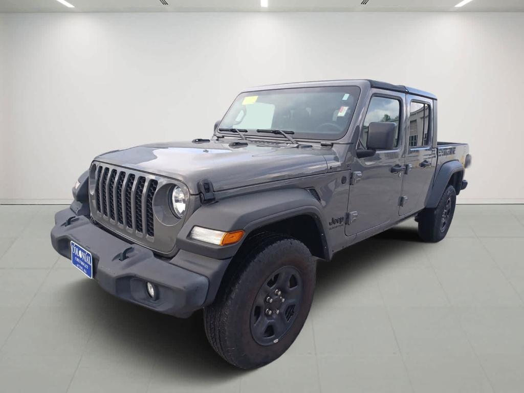 used 2021 Jeep Gladiator car, priced at $33,115