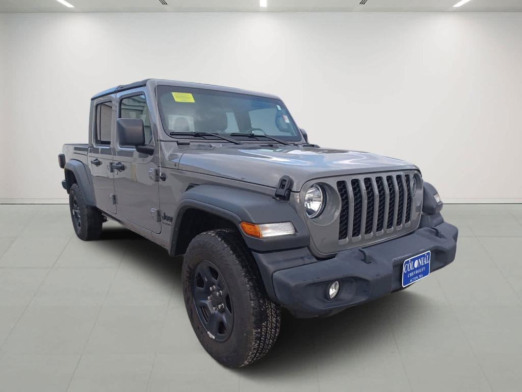 used 2021 Jeep Gladiator car, priced at $33,115