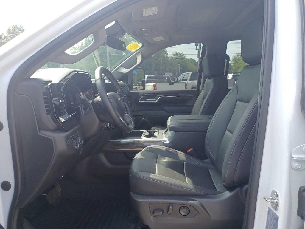 used 2024 Chevrolet Silverado 2500 car, priced at $69,299