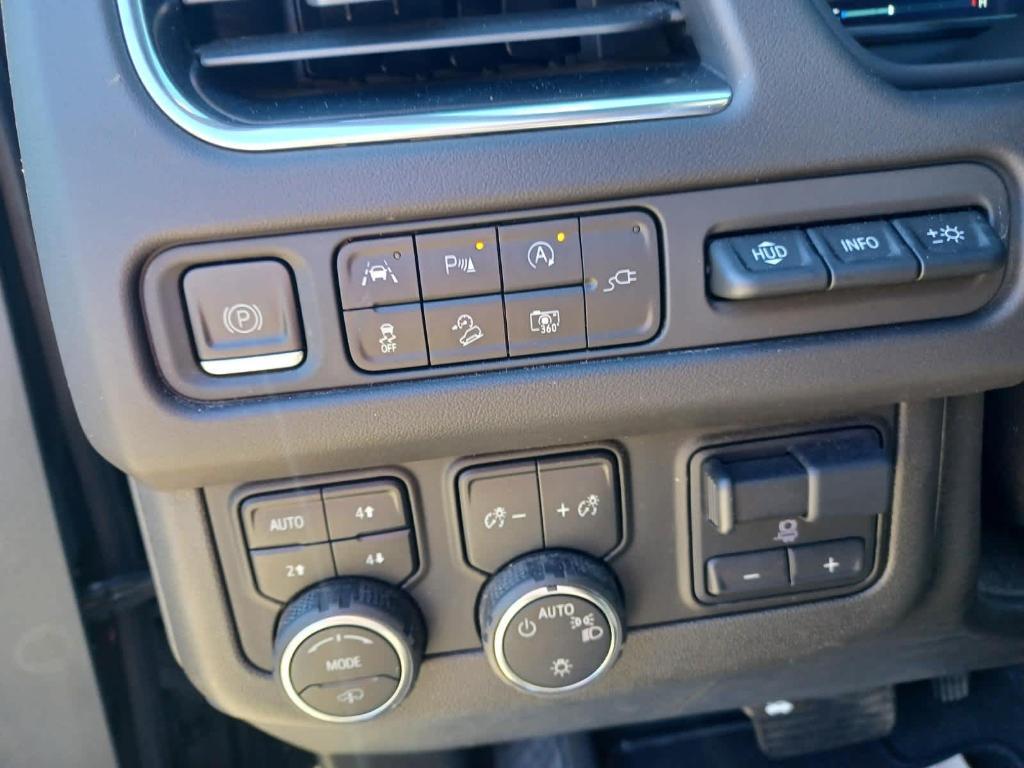 used 2022 Chevrolet Suburban car, priced at $64,375