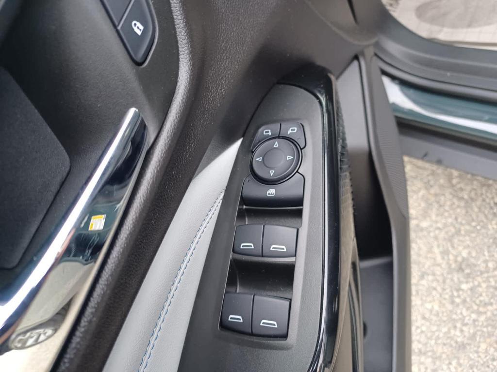 used 2025 Chevrolet Trax car, priced at $22,988