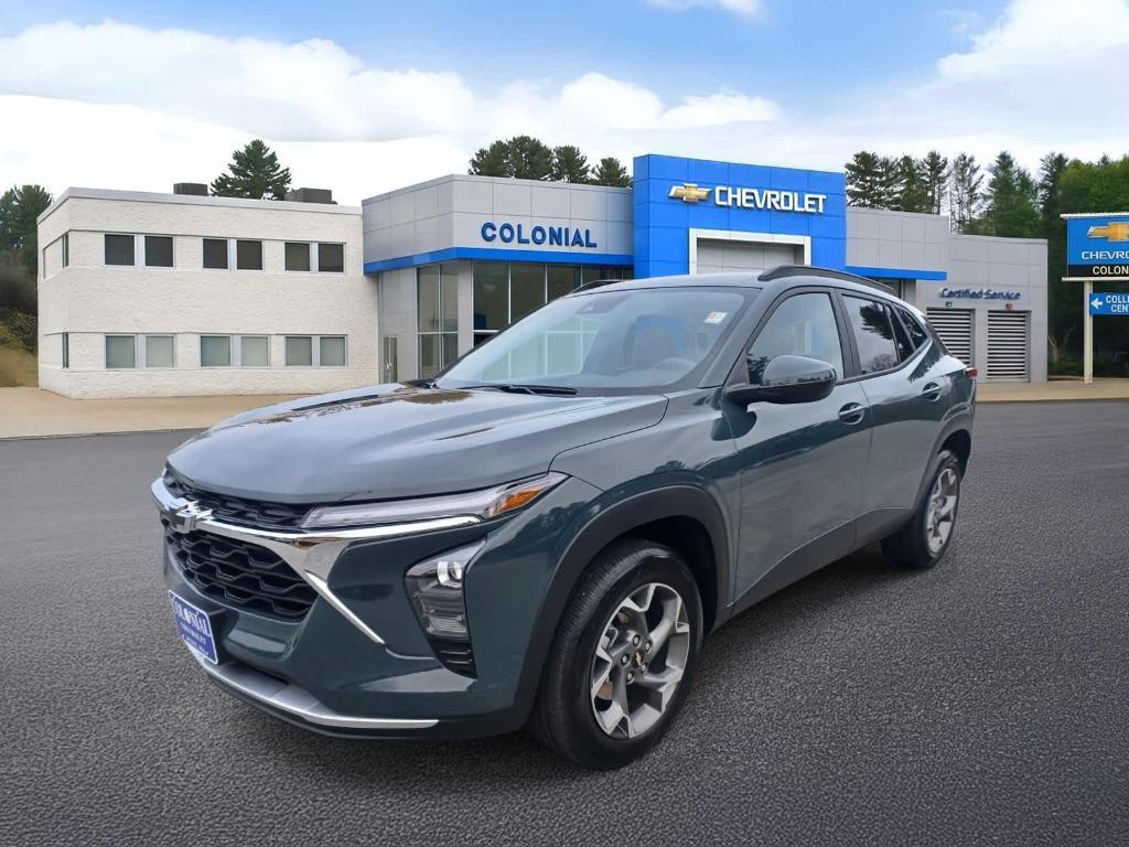 used 2025 Chevrolet Trax car, priced at $22,988